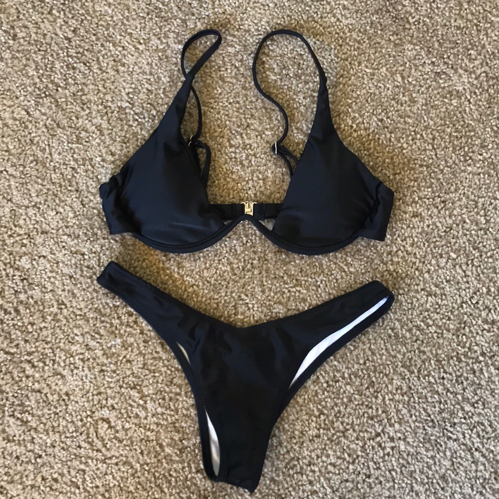 Bathing suit